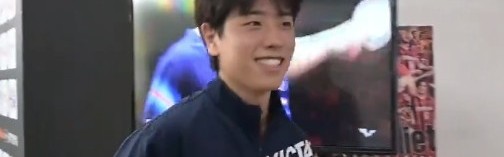 爆冷门！深圳亚洲杯小组赛：日本选手篠塚大登2-3不敌沙特选手