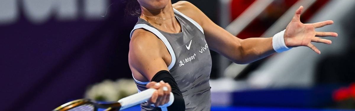 最新消息！迪拜赛第二轮：中国金花险全军覆没，郑钦文PK斯特恩斯