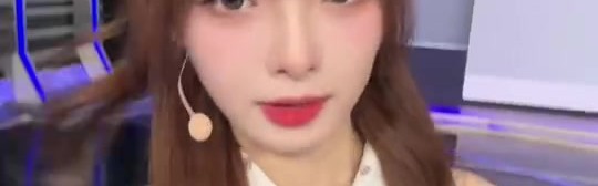 LPL主持人泱泱更新生活VLOG：泱之48小时都干了点啥