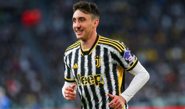 迪马：坎比亚索仍受脚踝问题困扰，缺席今日训练&可能缺战欧冠