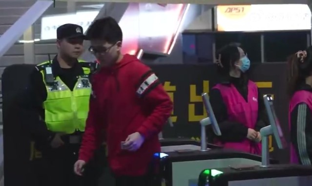 【比赛日Vlog】一起回顾上海海港1比1上海申花的精彩瞬间