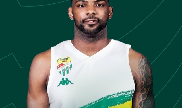 分卫摇摆人！刘炜：球队确认引进桑韦尔 最快下场登场