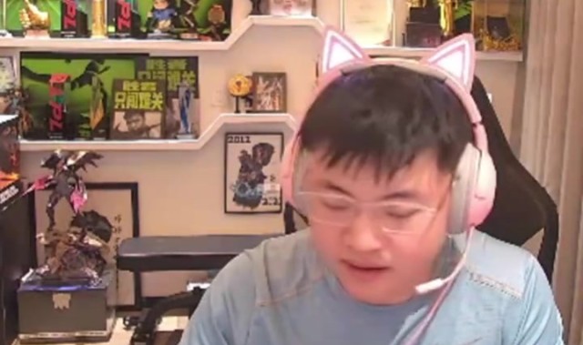 好男人！Uzi：婷婷发烧了 现在最难受的时候！但我这把打完 挂机不好！