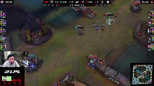 惹到什么团体了🤔水晶哥看iG胜FPX：RK打挺好的 为什么一直喷他